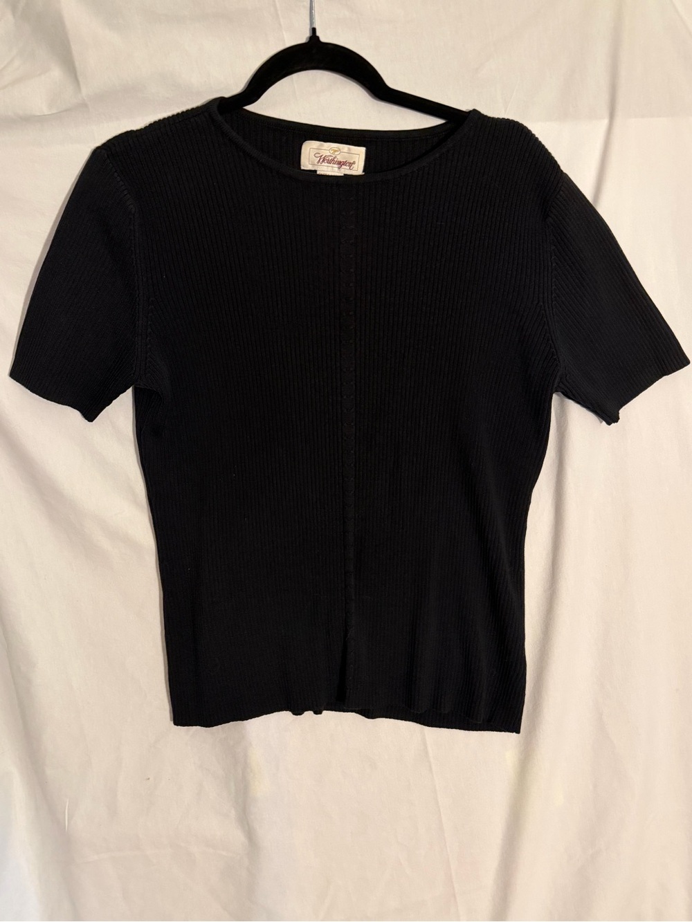 #504 Women’s Vintage Knit Short Sleeve Top - Black